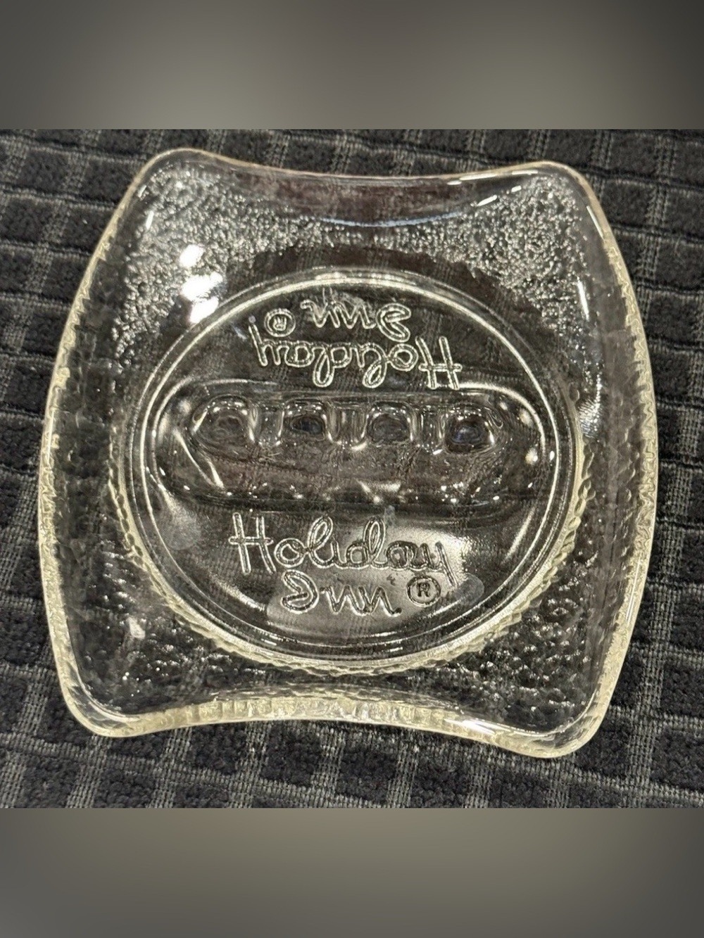 Vintage HOLIDAY INN Ashtray Hotel Advertising Embossed Letters Pebble Sides 70's